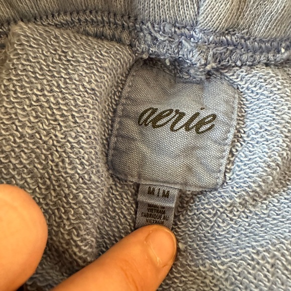 Blue aerie pool to party shorts - Picture 3 of 4